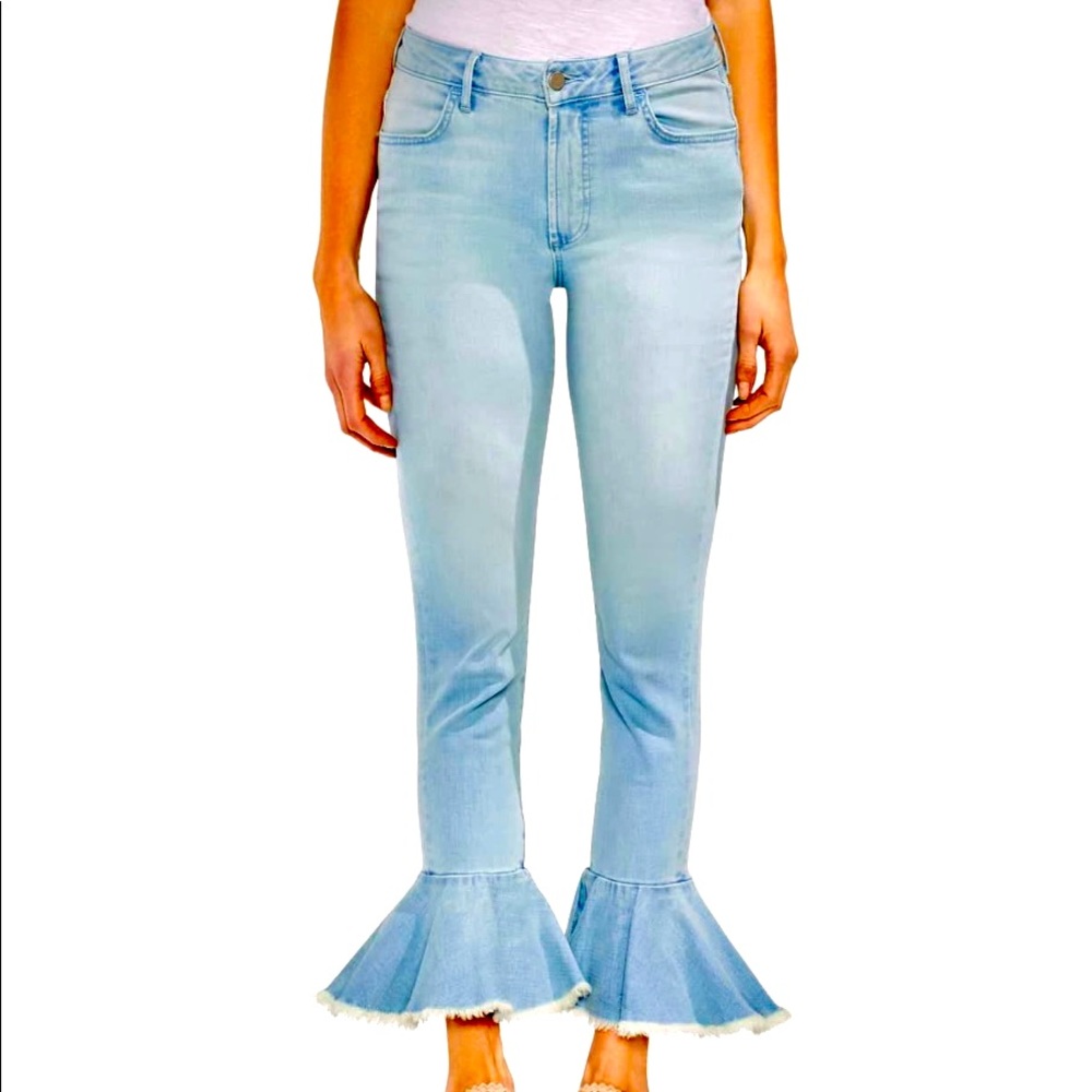 Vince Camuto Flared Bottom Jens